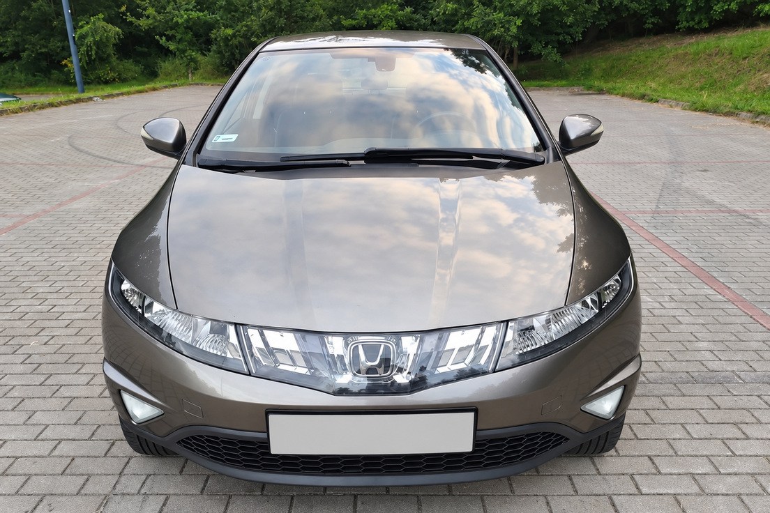 Honda Civic — hatchback, kolor szarobrązowy; samochód kupiony przez Skup Aut Turbo